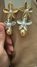 2T Flowers