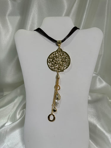 Medallion bLeather Necklace
